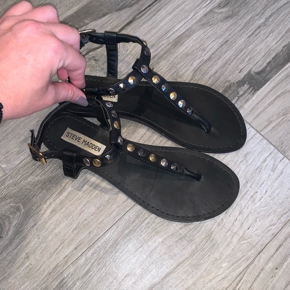 Steve Madden Flat Sandals - Picture 3 of 5
